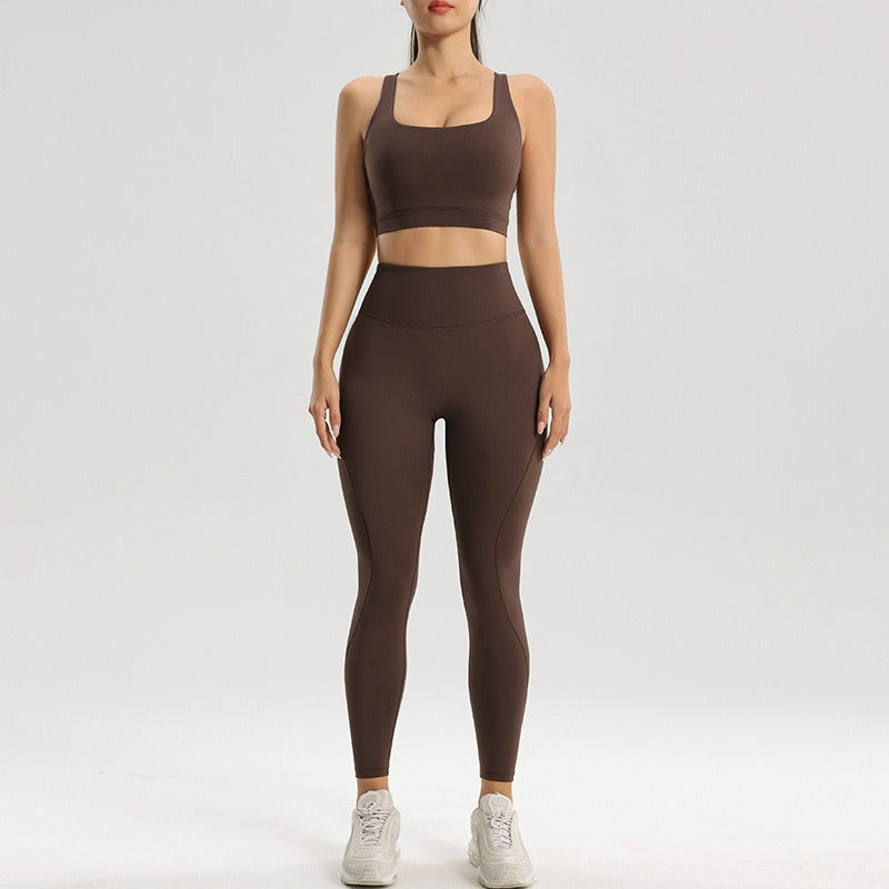 Seamless Sportswear Set – Quick-Dry Bra & Fitness Pants