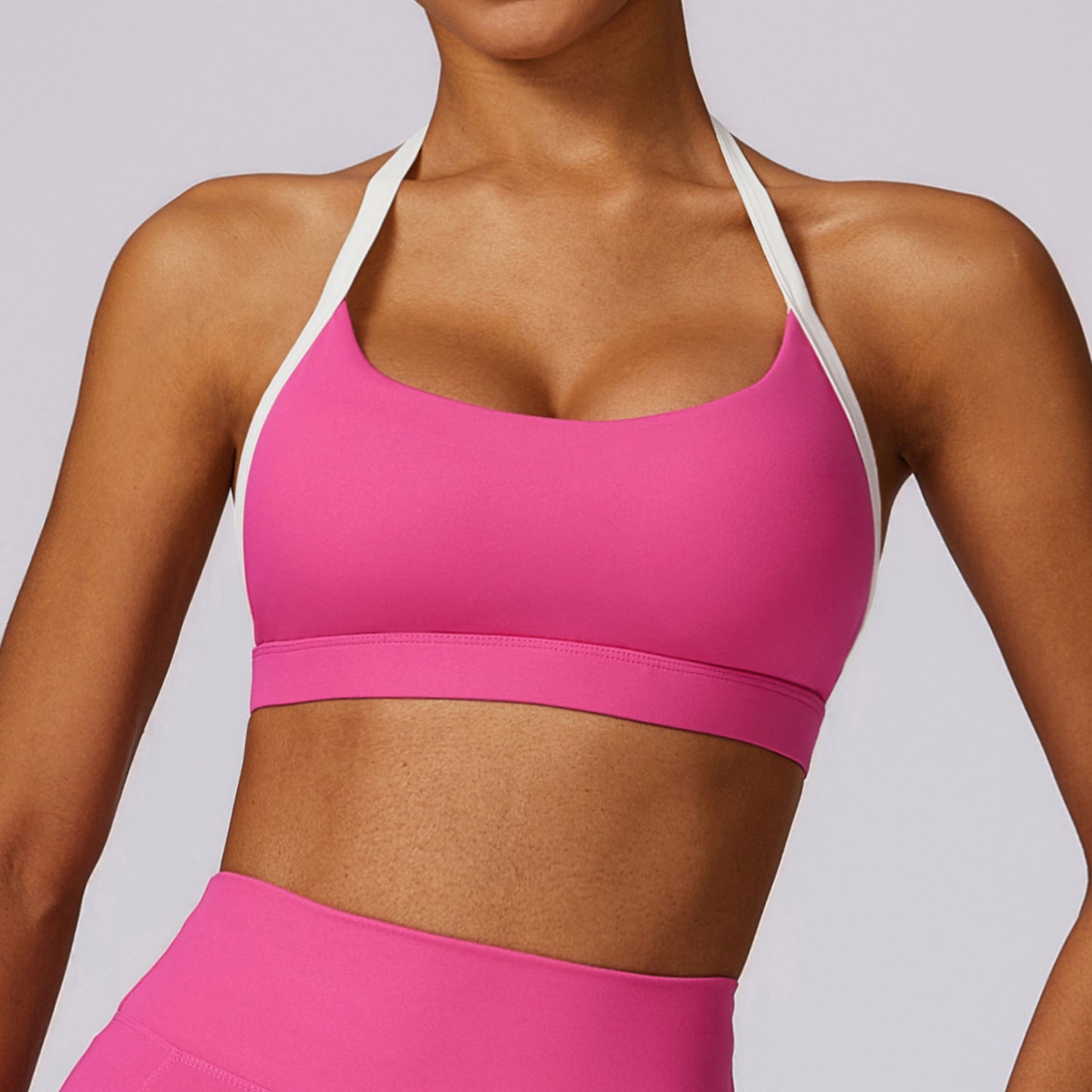 Quick-Dry Yoga Bra – Halter Style, Seamless & Supportive