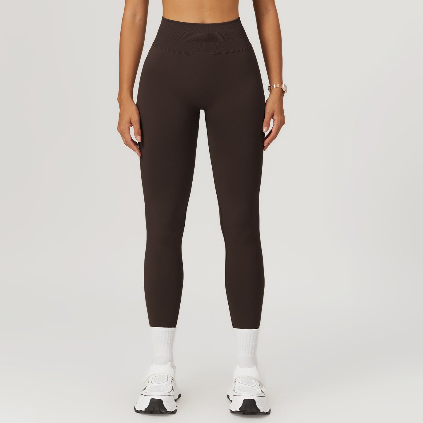 Outerwear Running Leggings – Peach Hip Contour, Sweat-Wicking, Motion-Ready
