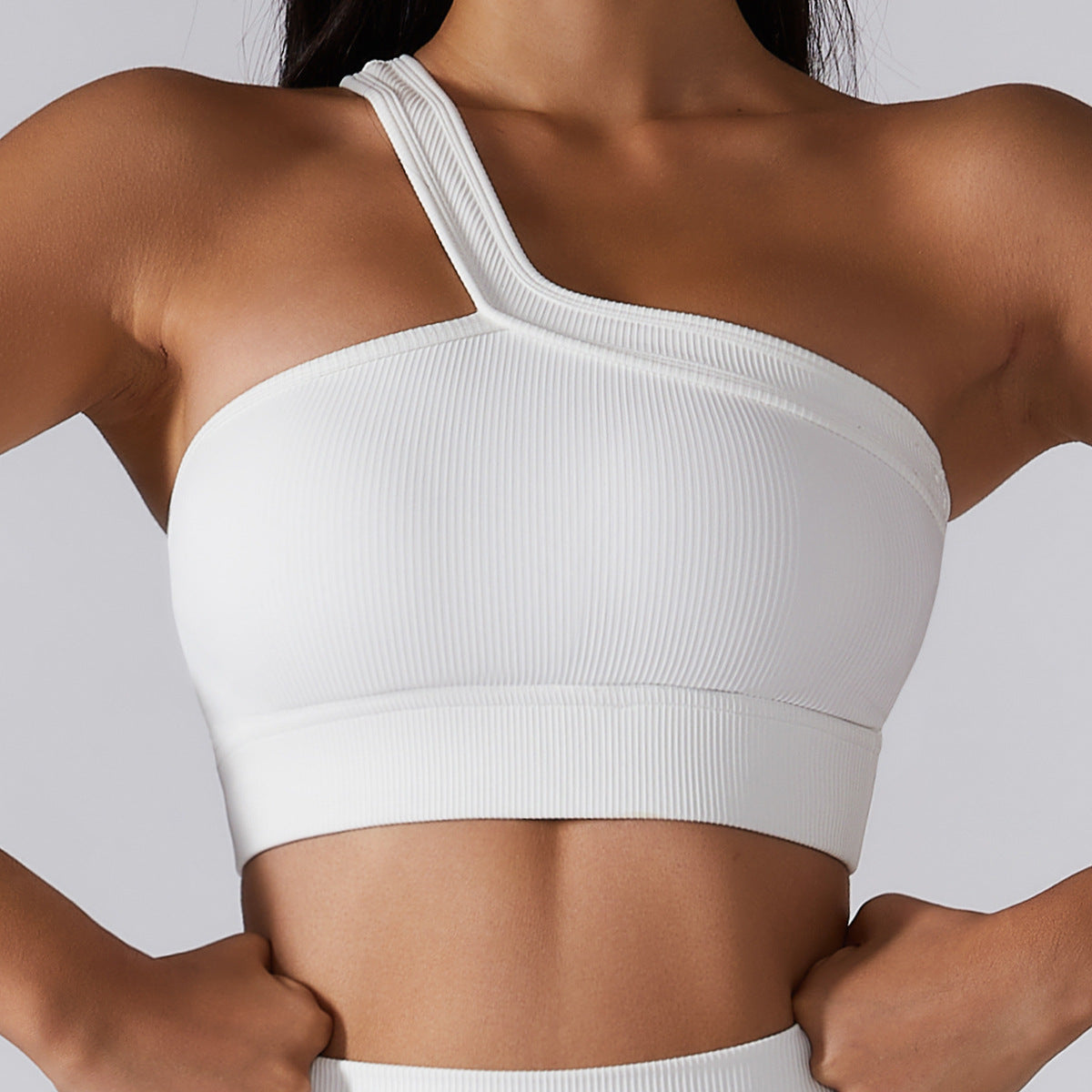 Sloping Shoulder Bra – Seamless Summer Fit