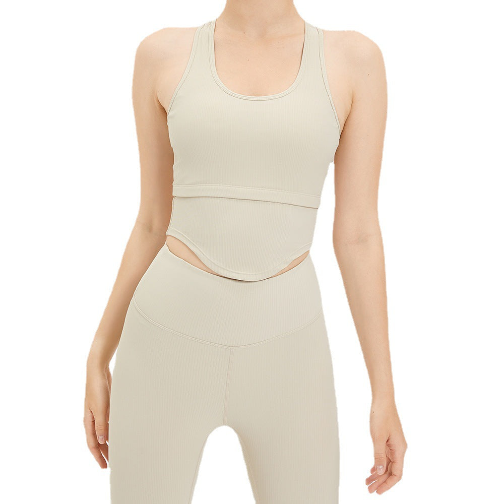 U-Shaped Sports Undershirt – Breathable, Sleeveless, Threaded Fit for Women's Yoga & Training