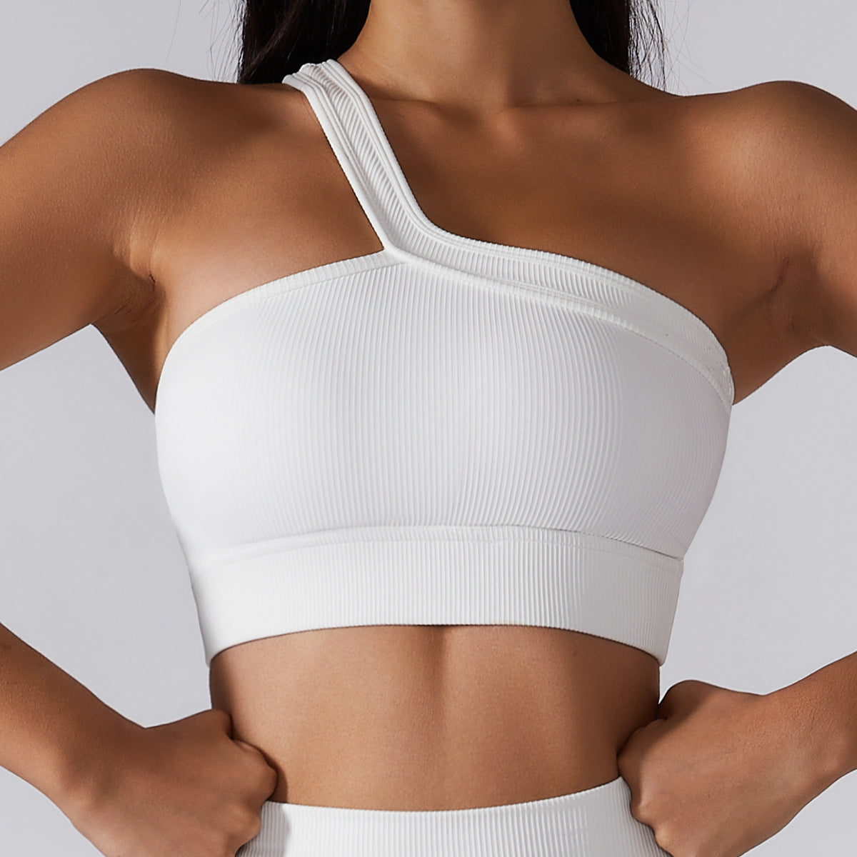 Sloping Shoulder Bra – Seamless Summer Fit