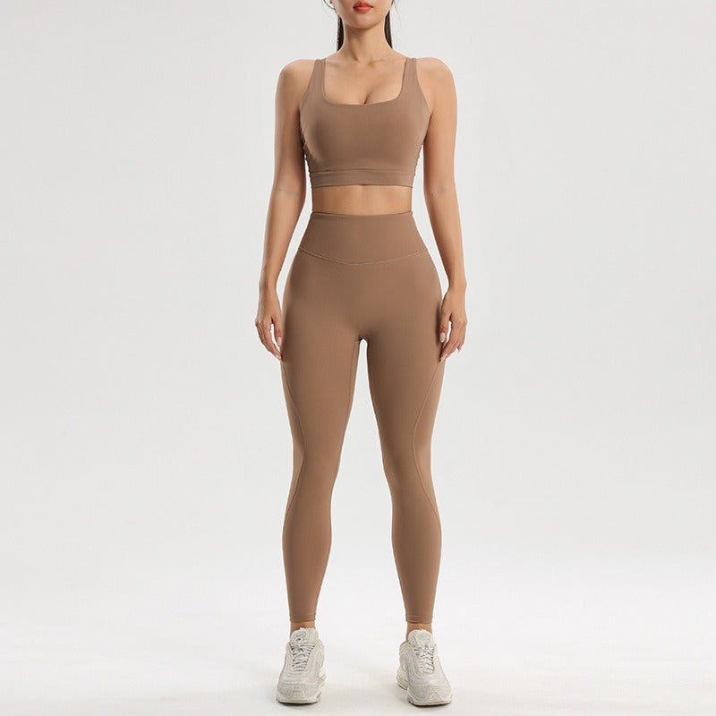Seamless Sportswear Set – Quick-Dry Bra & Fitness Pants
