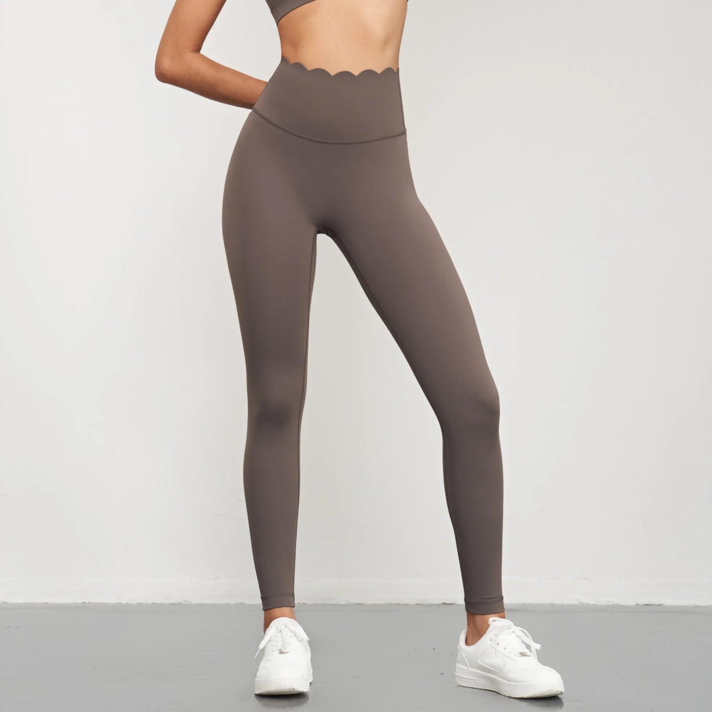 High Waist Running Tights – Seamless, Sculpted, Built for Outdoor Fitness