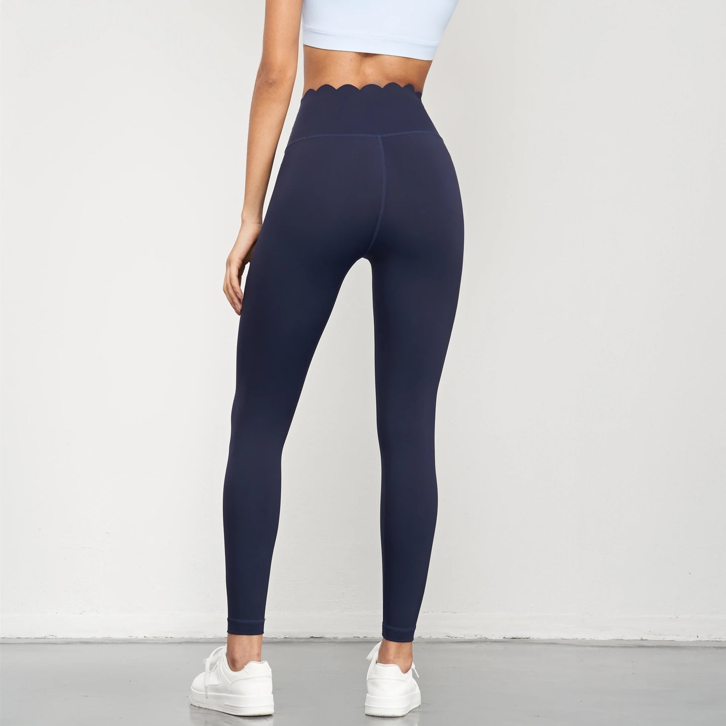 High Waist Running Tights – Seamless, Sculpted, Built for Outdoor Fitness